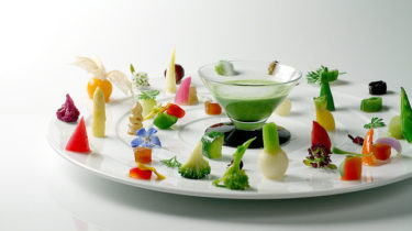 野菜食材を使った新感覚フレンチレストラン『tsu shi mi』