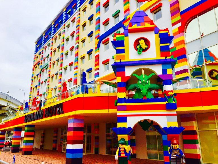 Vedholdende Undertrykkelse Ru Legoland Japan Hotel, where the world of LEGO bricks spreads out from the  moment you enter the entrance. | GotoLeisure-Japan