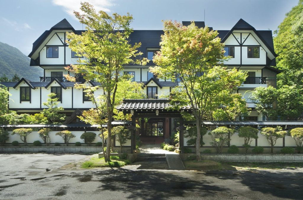 Hotokoso Mountain Hotel Exterior