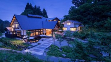越後湯沢の自然豊かな里山にある古民家と共存した宿「里山十帖」