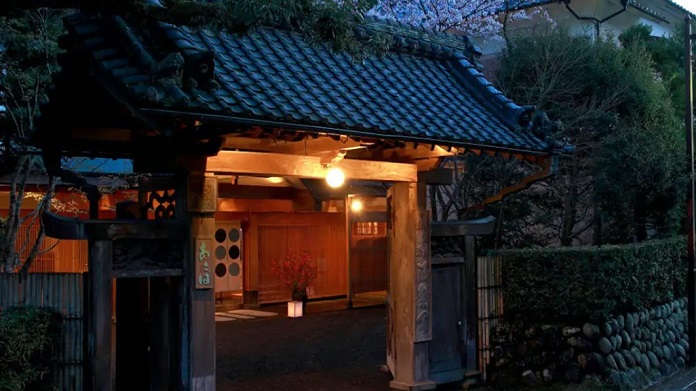 静岡県にある日本の美しい四季の風情を感じることができる贅沢な旅館『あさば』