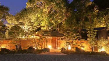 静岡県の狩野川沿いの自然豊かな立地環境の中に凛と佇む旅館『雲風々 – ufufu』