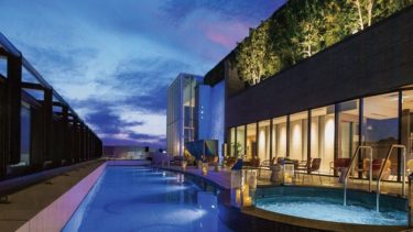 「緑と水と光のホテル」をコンセプトにしたラグジュアリーなホテル『都ホテル 博多』
