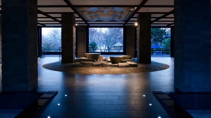 健康と美容をトータルプロデュースするホテル『しこつ湖鶴雅リゾートスパ　水の謌』