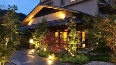 「金沢湯涌温泉　百楽荘」で贅と美と北陸最大級の貸切露天風呂を堪能